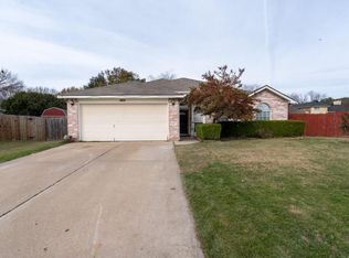 2414 Coventry Ct, Grand Prairie, TX 75052