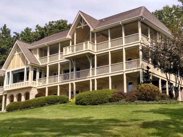 6641 Horseshoe Bend Rd, Goodview, VA 24095