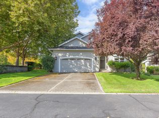 120 Gold River Ln, Grants Pass, OR 97527