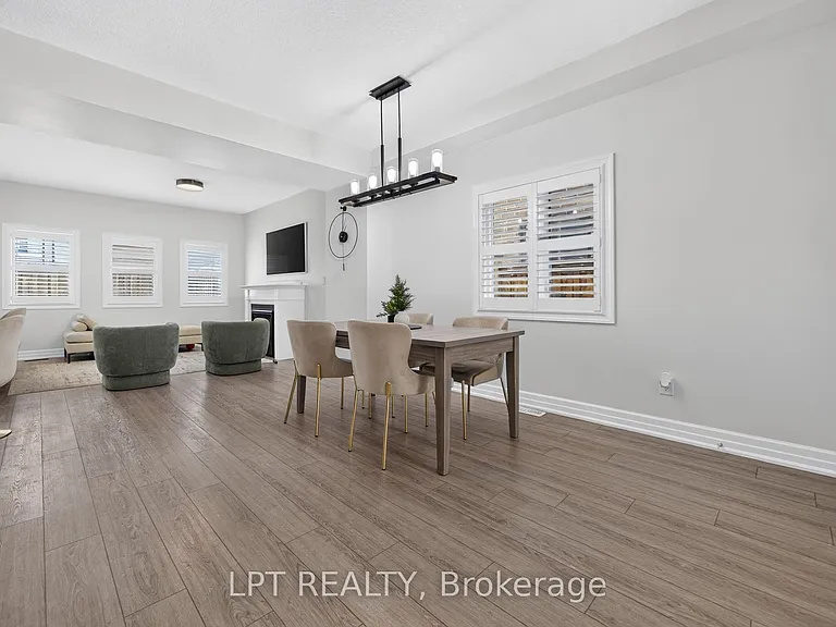 148 Hollybrook Trl S — Photo 6