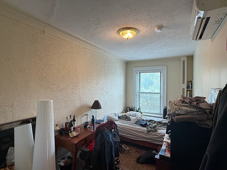 914 Beacon St #3 — Photo 7