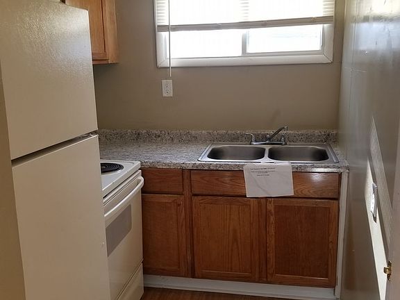 3rd image of 1710 N Dequincy St