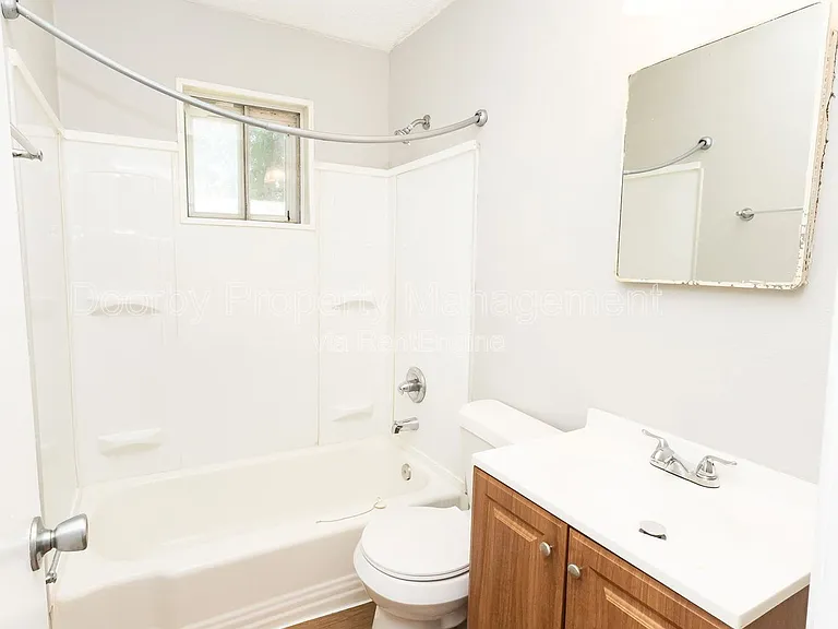 1237 Wheeler Ave #B — Photo 9