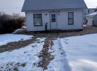1555 Yorick Ave, Henry, NE 69358