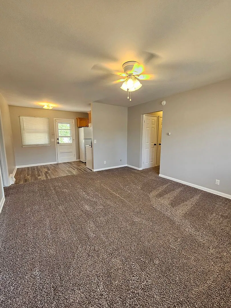 4 Bed | 1 Bath | South — Photo 2