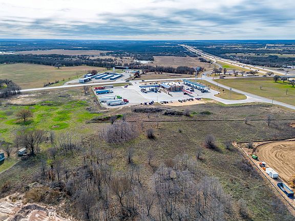 4th image of Wolf Hollow Rd