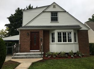 26814 Union Tpke, Glen Oaks, NY 11004