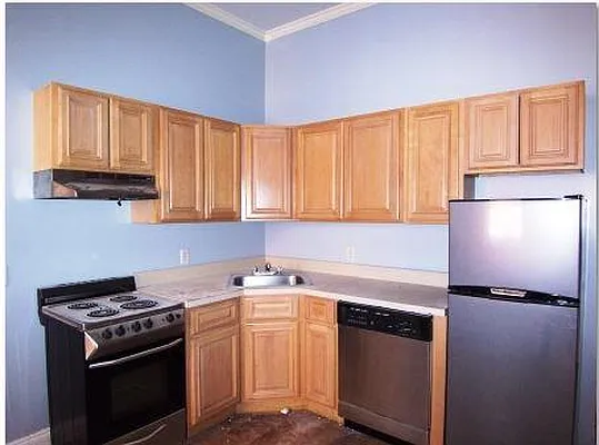 Rented by R New York | media 33