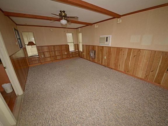 3rd image of 142 Dovenshire Dr