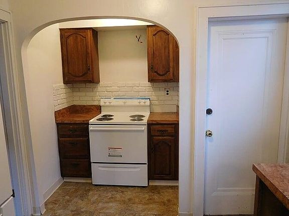 5th image of 1433 Loretta Ave