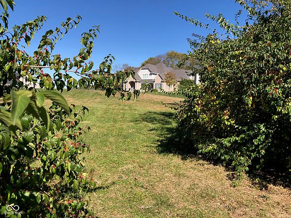 3rd image of 1872 Calvert Farms Dr