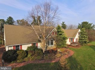 821 Clemens Rd, Telford, PA 18969