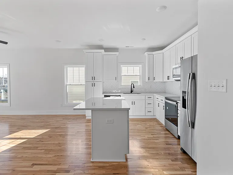 1004 N 21st St #A — Photo 6