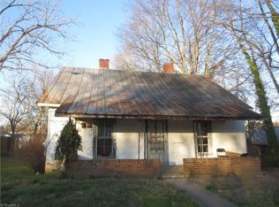 106 Franklin St, Lexington, NC 27292