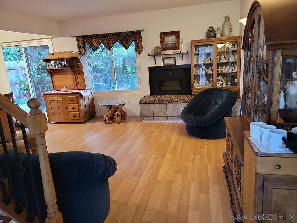 1st image of 9881 Aldergrove Ln