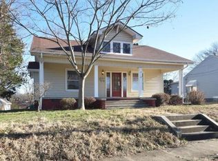 618 Oak St, Burlington, NC 27215
