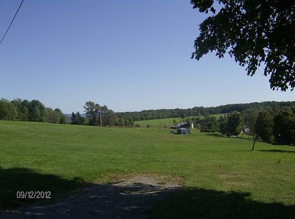 4th image of 258 Guyette Dr