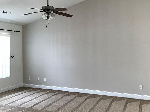 Vaulted Ceilings with ceiling fan