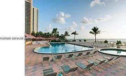 The Aventura Beach Club C — Photo 4