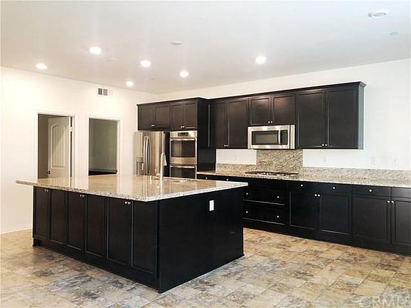 4th image of 15594 Curry Pl