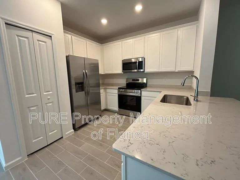 3484 SE 37th Ct — Photo 6
