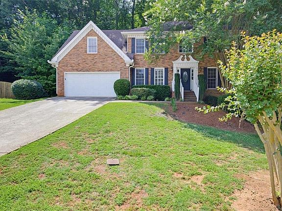 2nd image of 805 Connell Ln