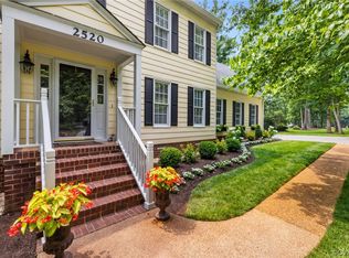 2520 Swanhurst Dr, Midlothian, VA 23113