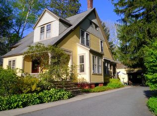 105 Montague Rd, Amherst, MA 01002