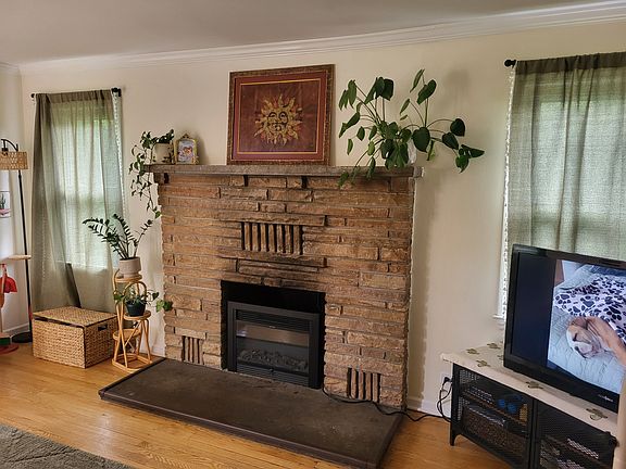 3rd image of 226 North Ave #A