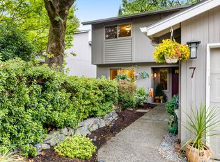 7 Bloch Ter, Lake Oswego, OR 97035