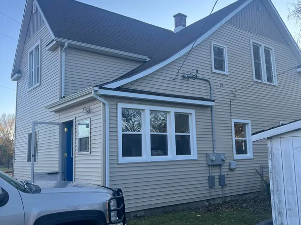 6021 S Fitzgerald Ave, Fremont, MI 49412