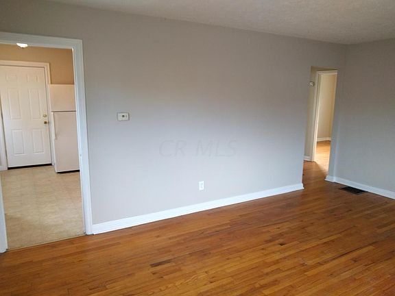 4th image of 1303 Oakland Park Ave