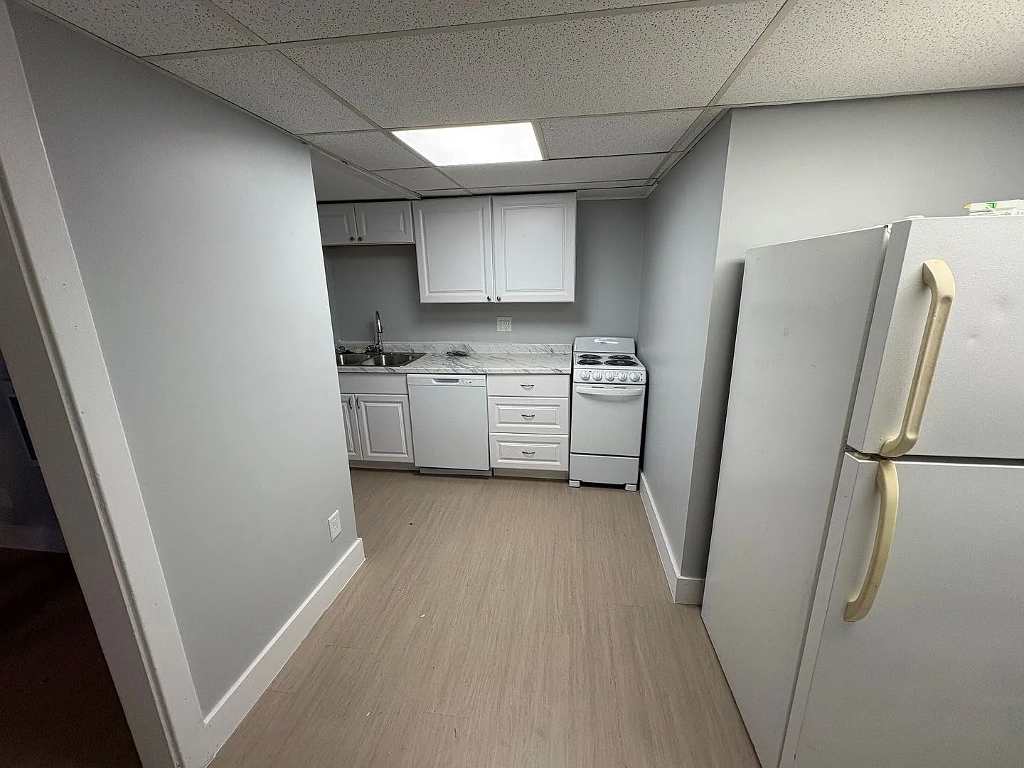 830 Moro Street — Photo 3