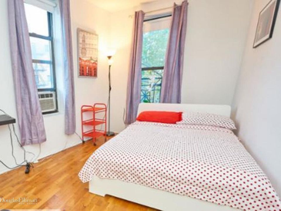 1st image of 213 6th Ave APT 2