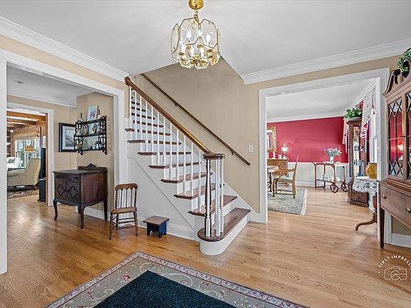 3rd image of 1612 Fox Bend Ct