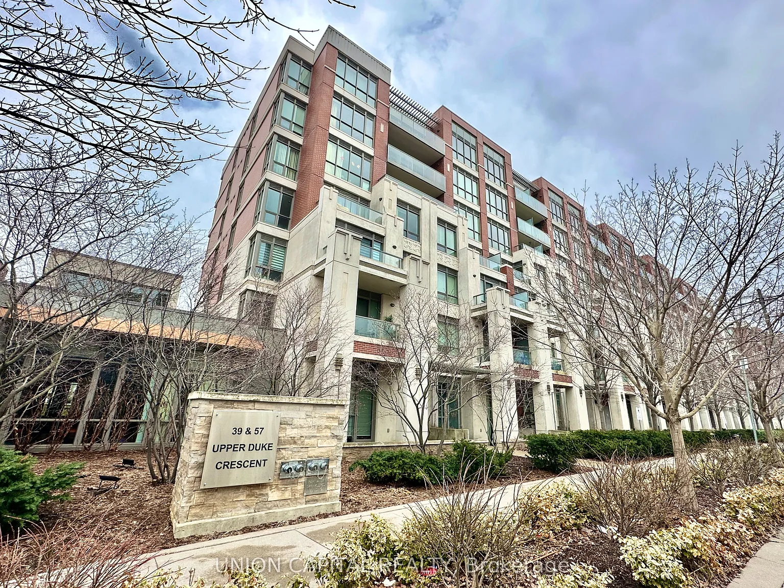 2 bed, $2,399 — Photo 2