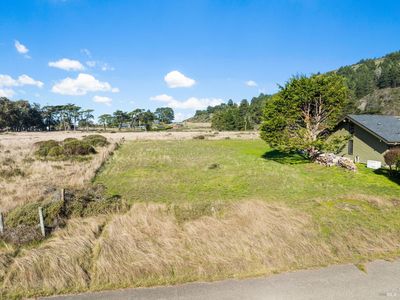 44660 Pomo Lake Dr, Manchester, CA, 95459