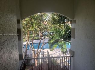630 S Park Rd #393, Hollywood, FL 33021