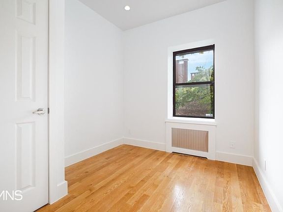 4th image of 322 Convent Ave #3B1