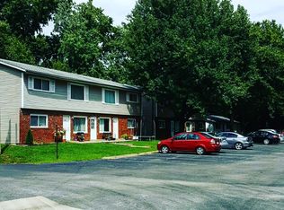 1433 E Walnut St APT 2A, Carbondale, IL 62902