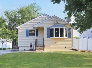 70 11th St, Piscataway, NJ 08854