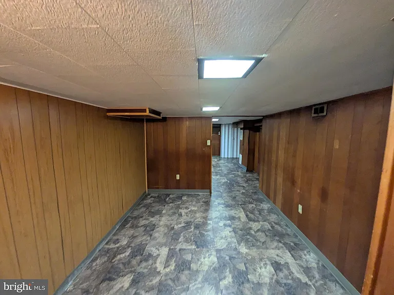 3018 Larue Sq E — Photo 39