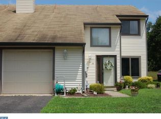 38 Dickenson Dr, Sicklerville, NJ 08081