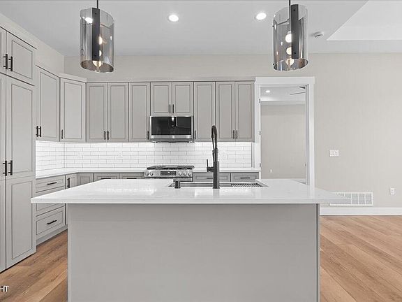 4th image of L2 Paine Cir