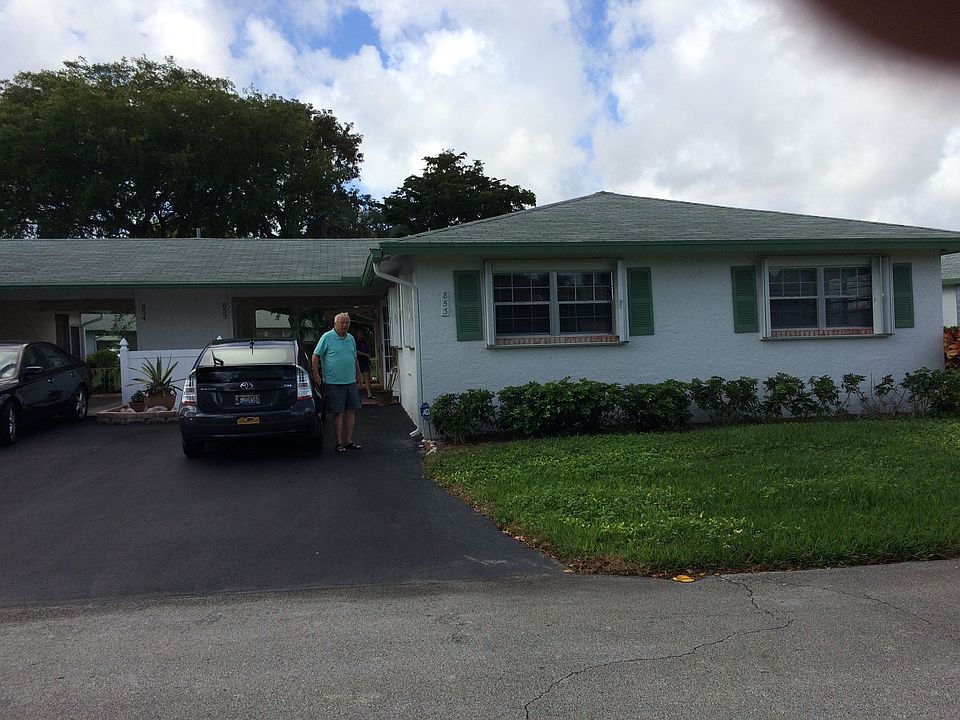 1st image of 853 Meadowlark Ln