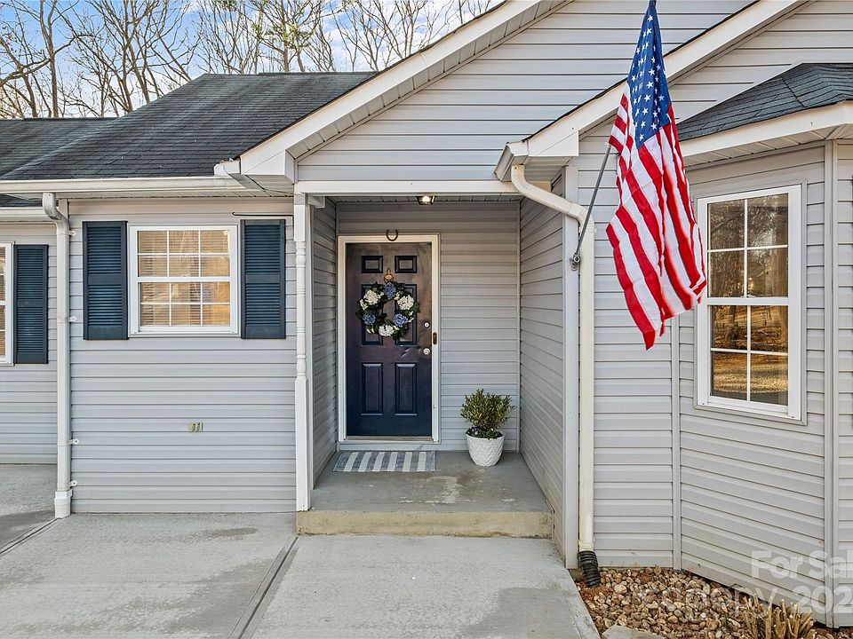 1st image of 133 Mills Forest Ln