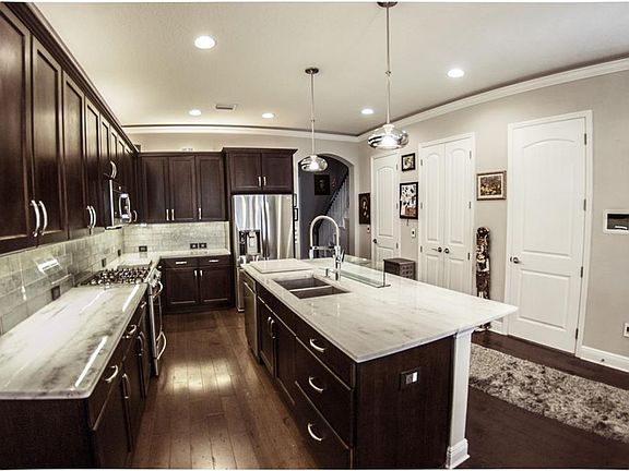 4th image of 206 S Moody Ave #2