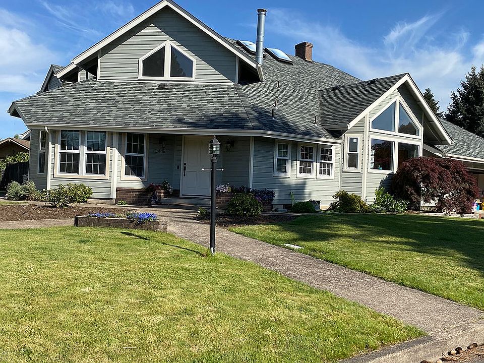 2nd image of 2415 17th Pl