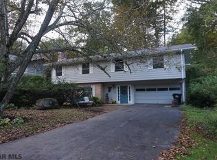 725 Westerly Pkwy, State College, PA 16801