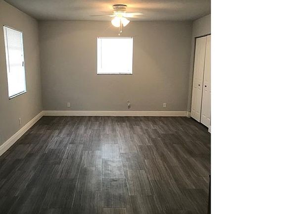 4th image of 125 SW 11th Ave APT B